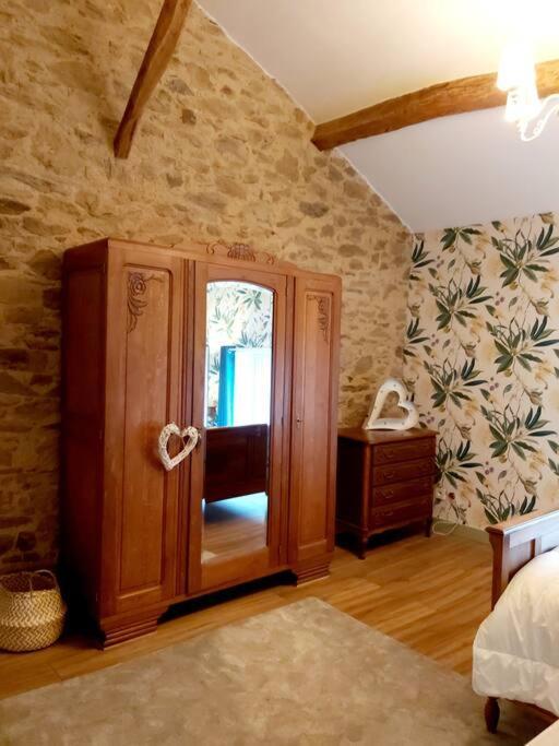 Beautiful 2 Bed Cottage With Swimming Pool Pageas Экстерьер фото