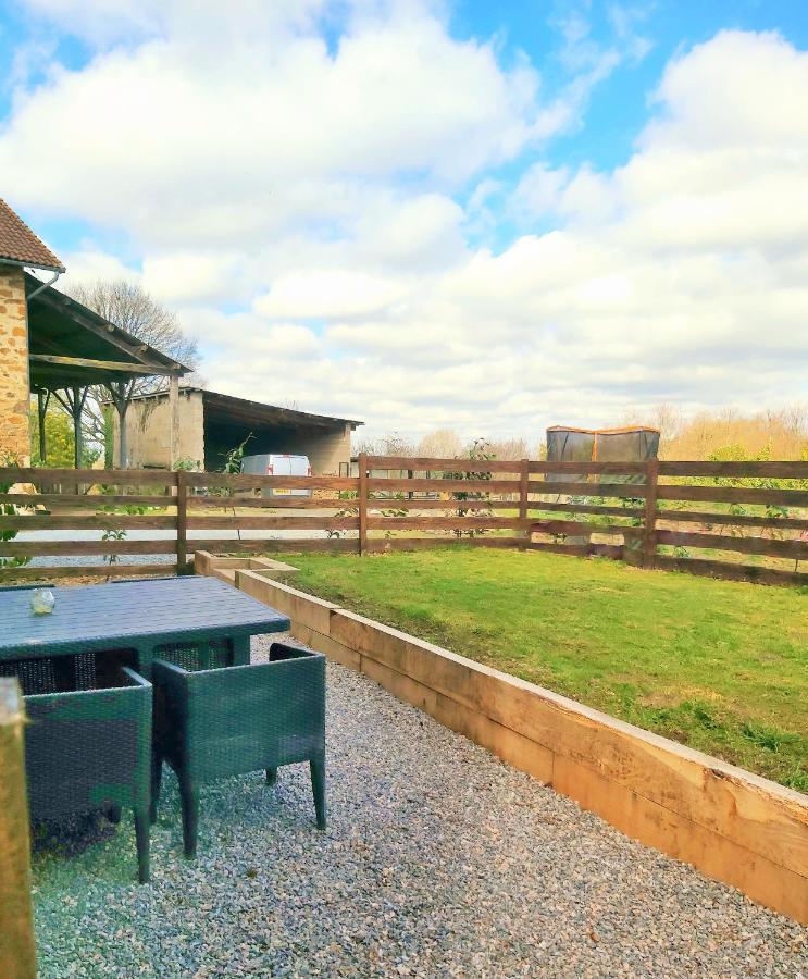 Beautiful 2 Bed Cottage With Swimming Pool Pageas Экстерьер фото