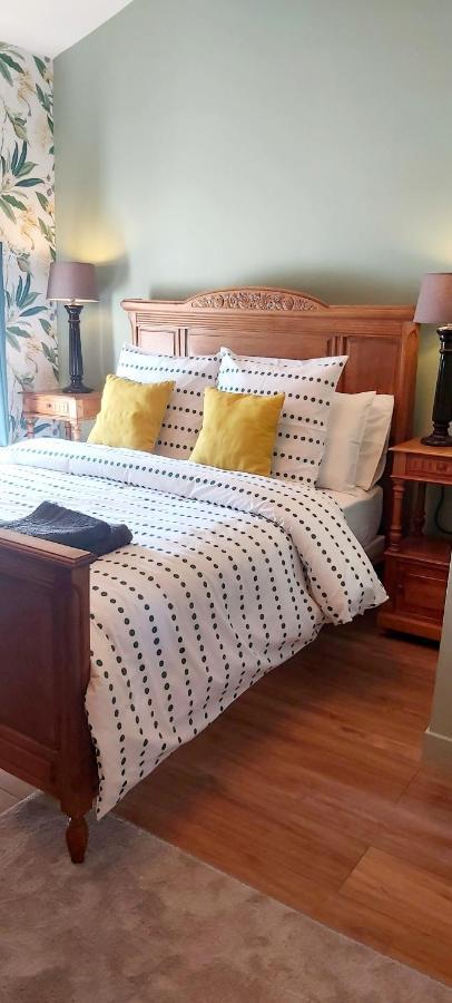 Beautiful 2 Bed Cottage With Swimming Pool Pageas Экстерьер фото