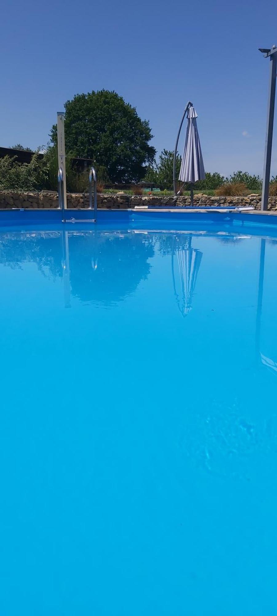 Beautiful 2 Bed Cottage With Swimming Pool Pageas Экстерьер фото